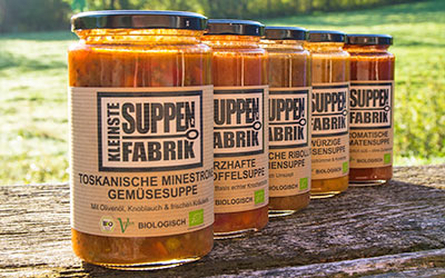 Teste köstliche Suppen der kleinsten Suppenfabrik